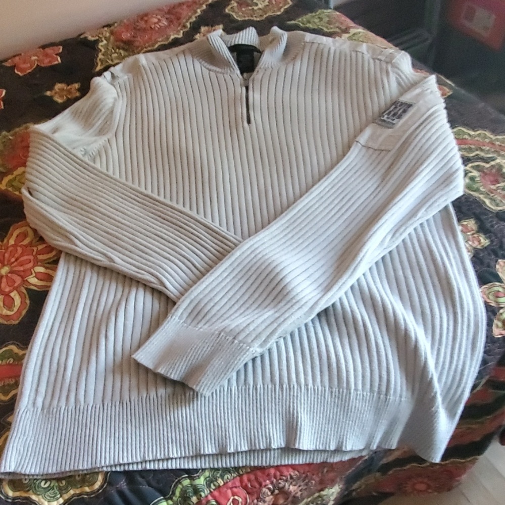 Calvin Klein Sweater